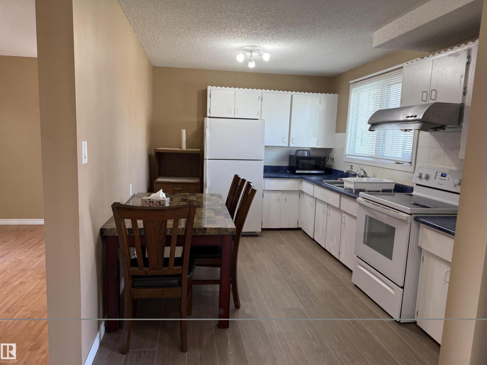 5645 137 AV NW - Image 4