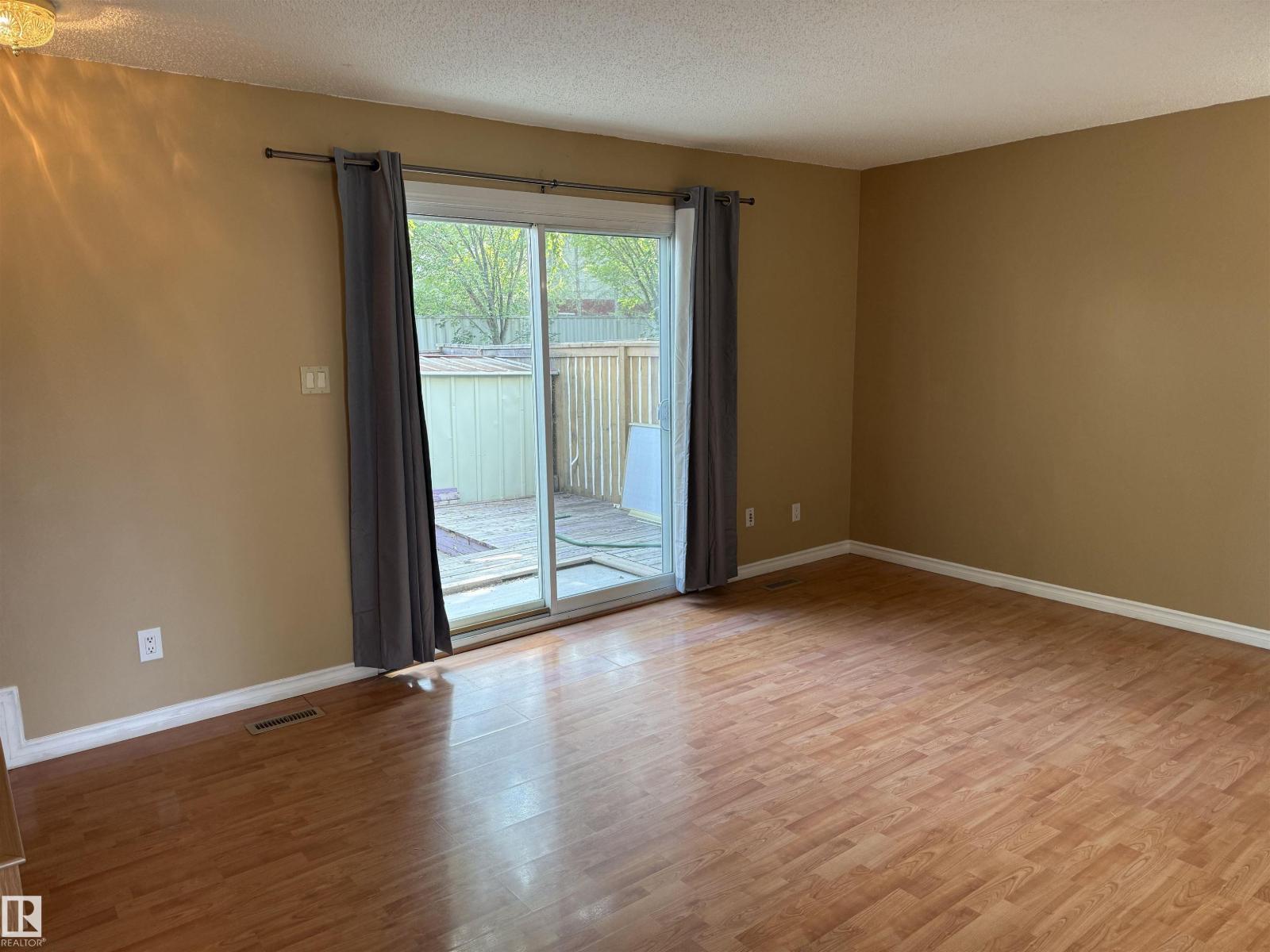 5645 137 AV NW - Image 6