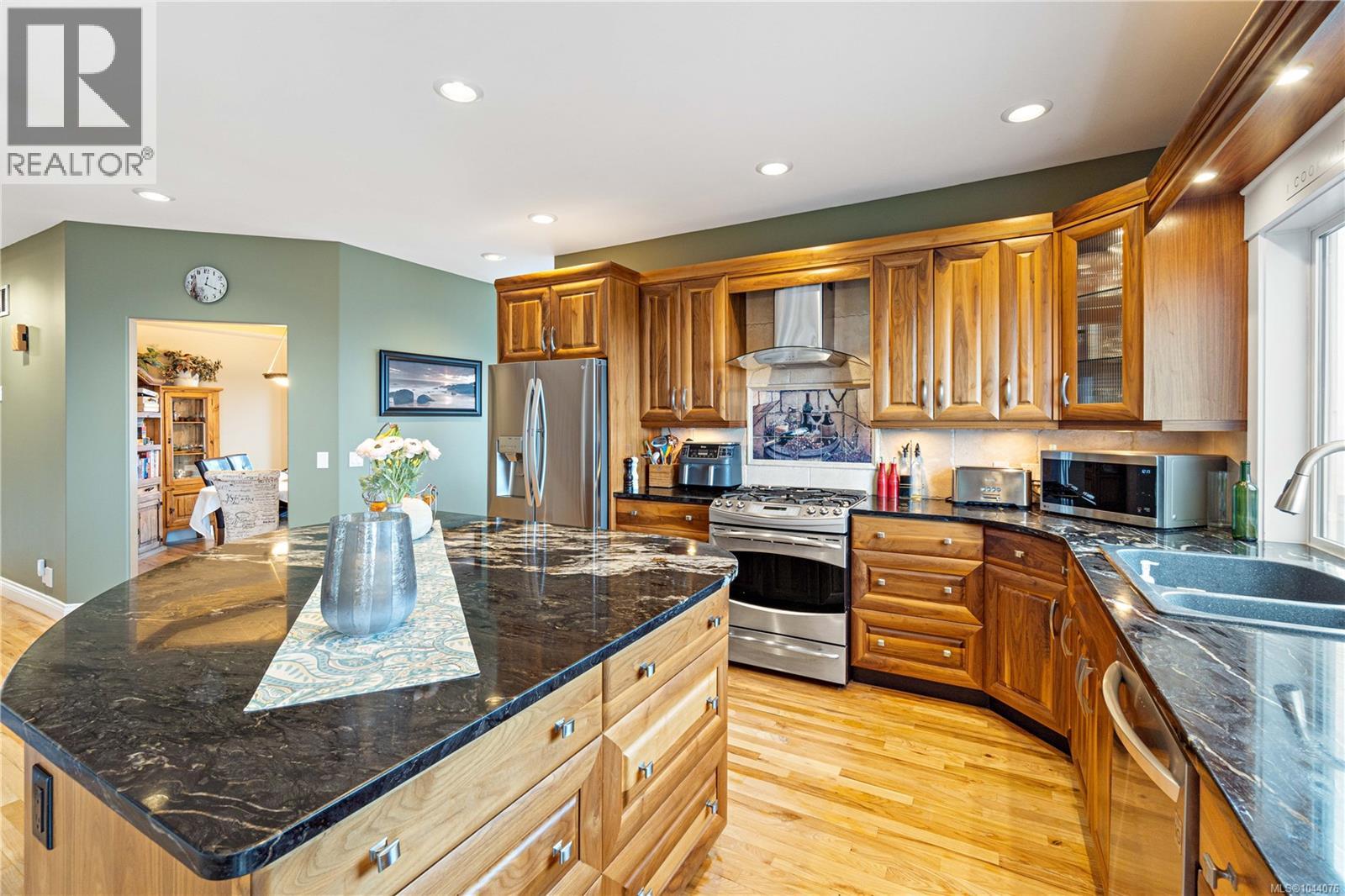 198 Heritage Dr - 32