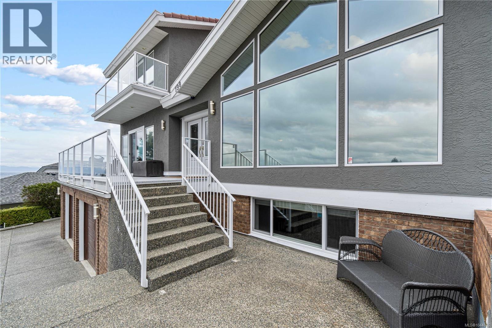 198 Heritage Dr - 9
