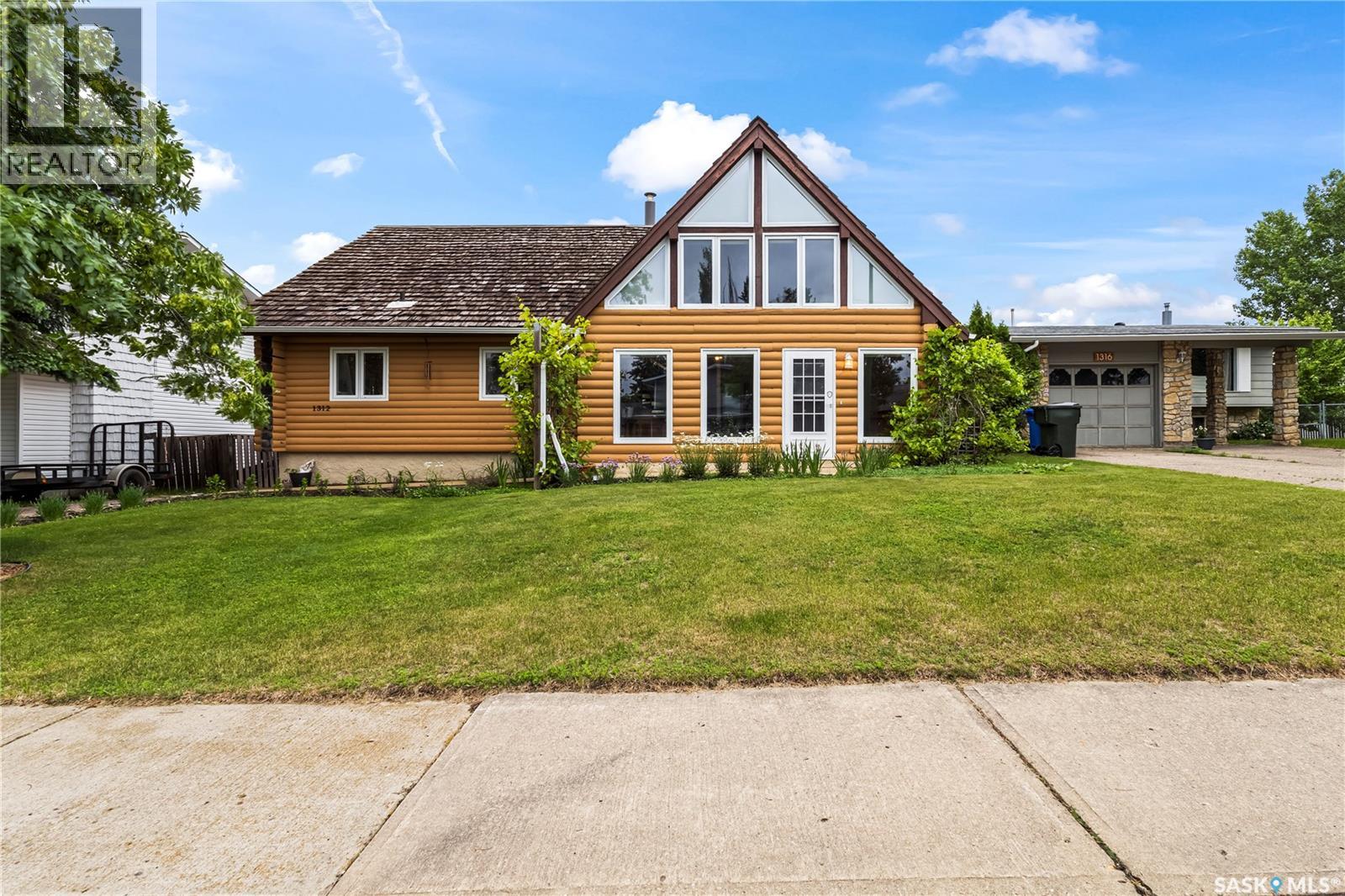 1312 Reed BAY, Prince Albert — photo 2