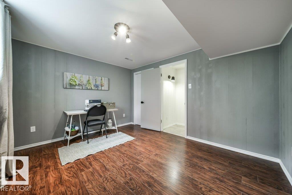 7123 87 ST NW - 49