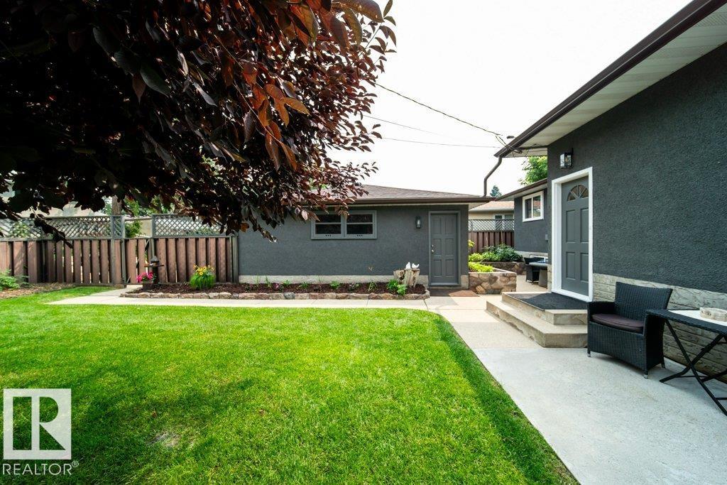 7123 87 ST NW - 54
