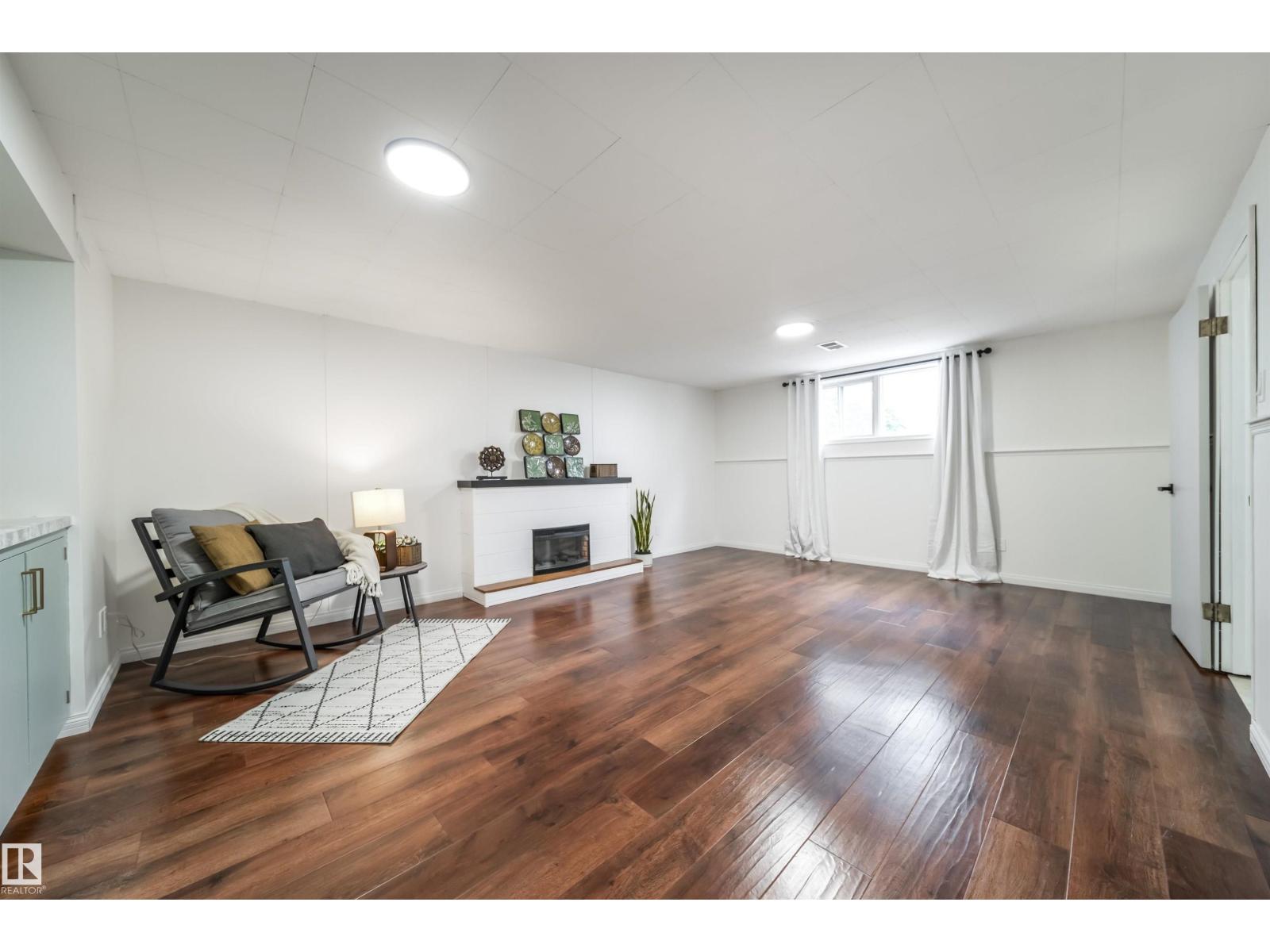 7123 87 ST NW - Image 44