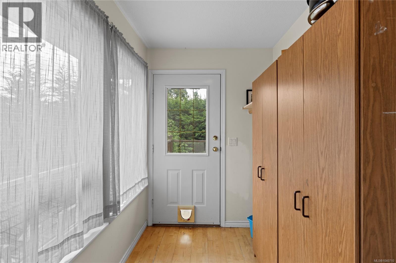 876 Cavin Rd - 17
