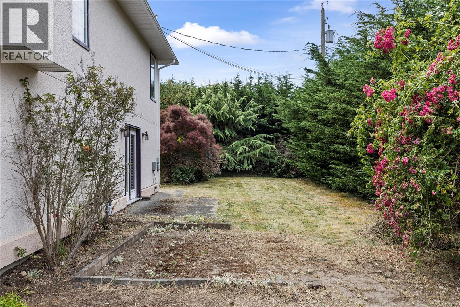 876 Cavin Rd - 49
