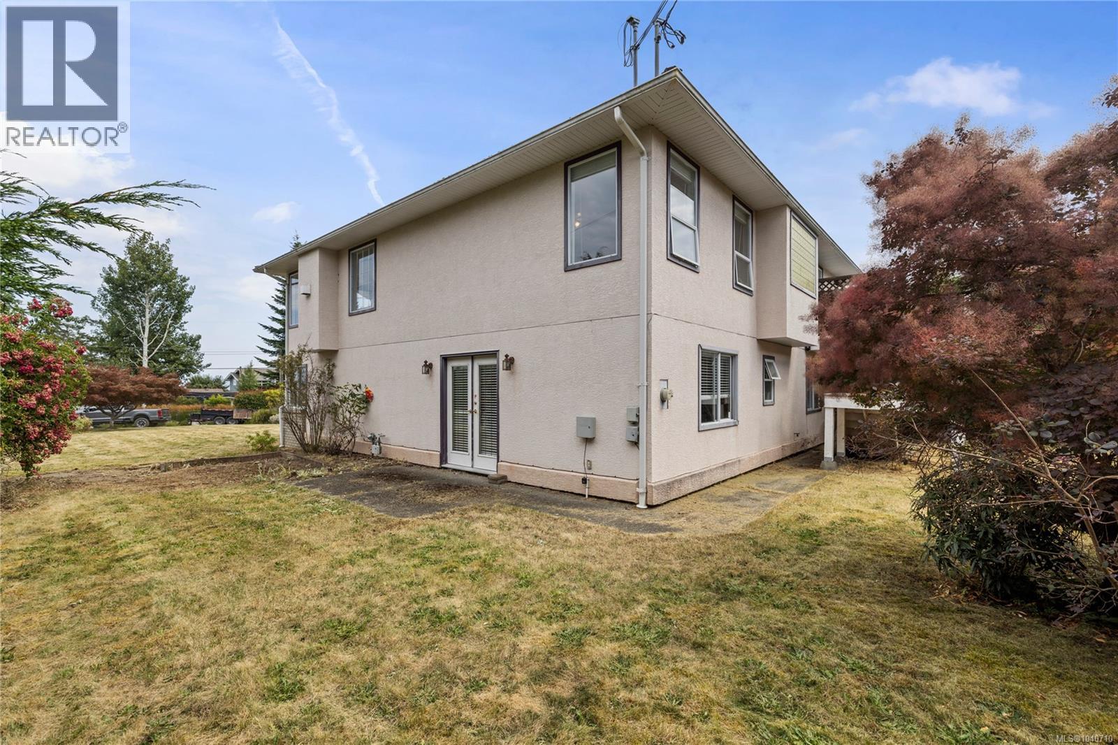 876 Cavin Rd - 53