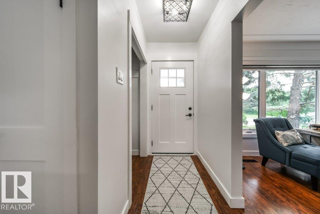 7123 87 ST NW - 4