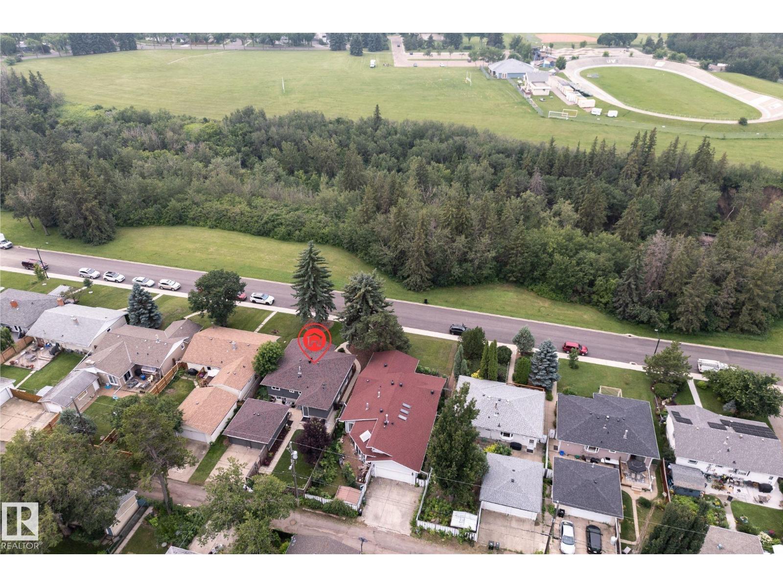 7123 87 ST NW - 2