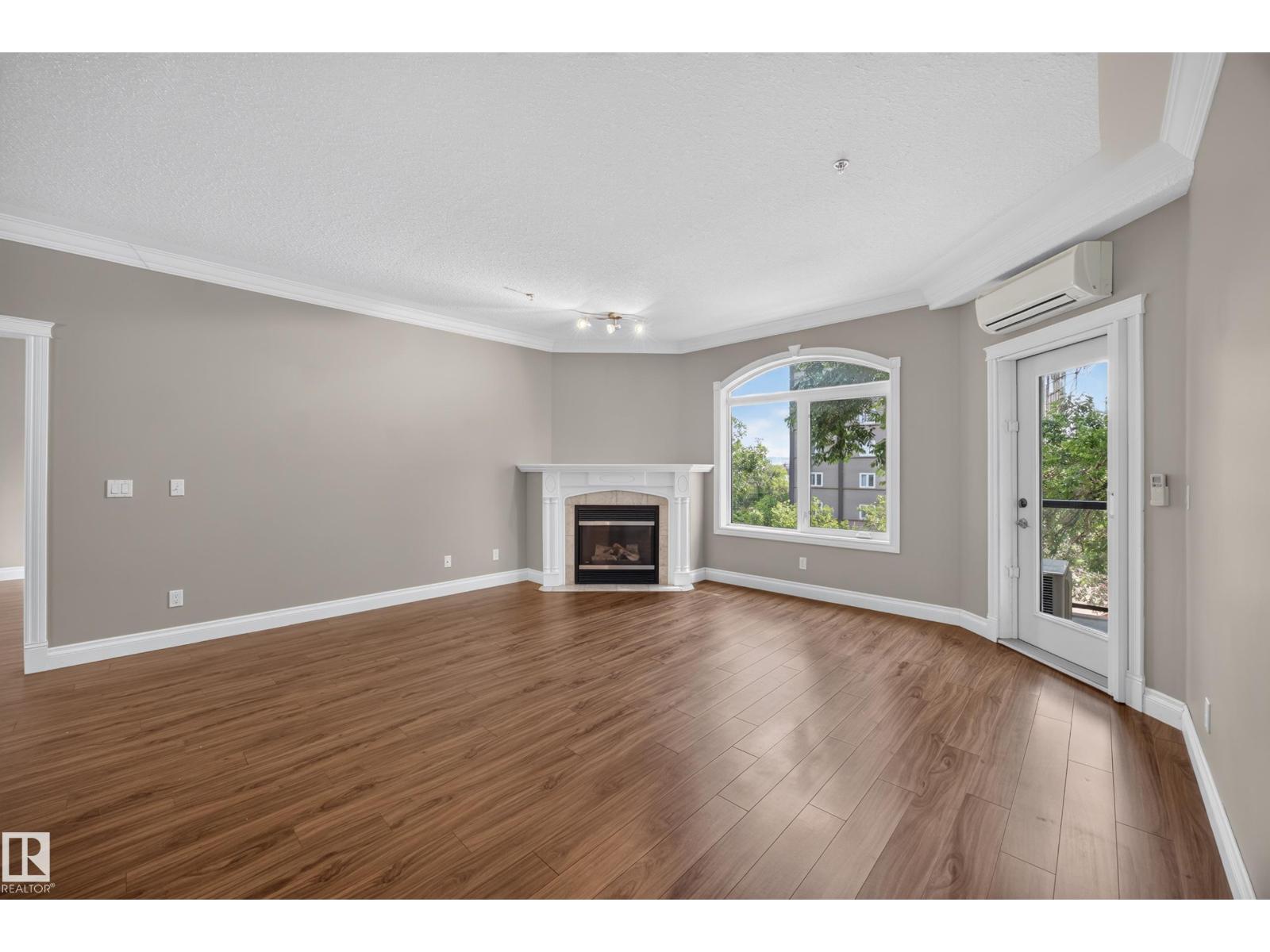 #401 10178 117 ST NW - 23