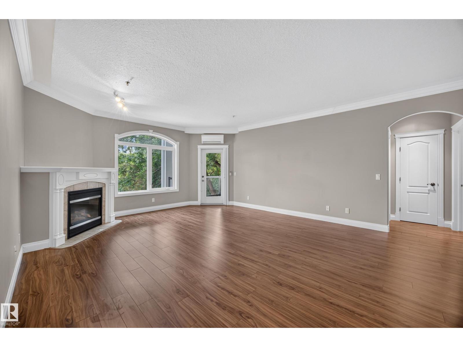 #401 10178 117 ST NW - Image 25