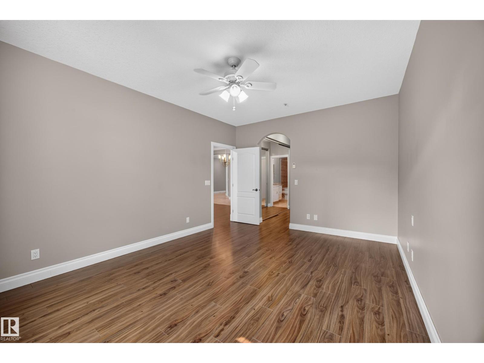 #401 10178 117 ST NW - Image 9