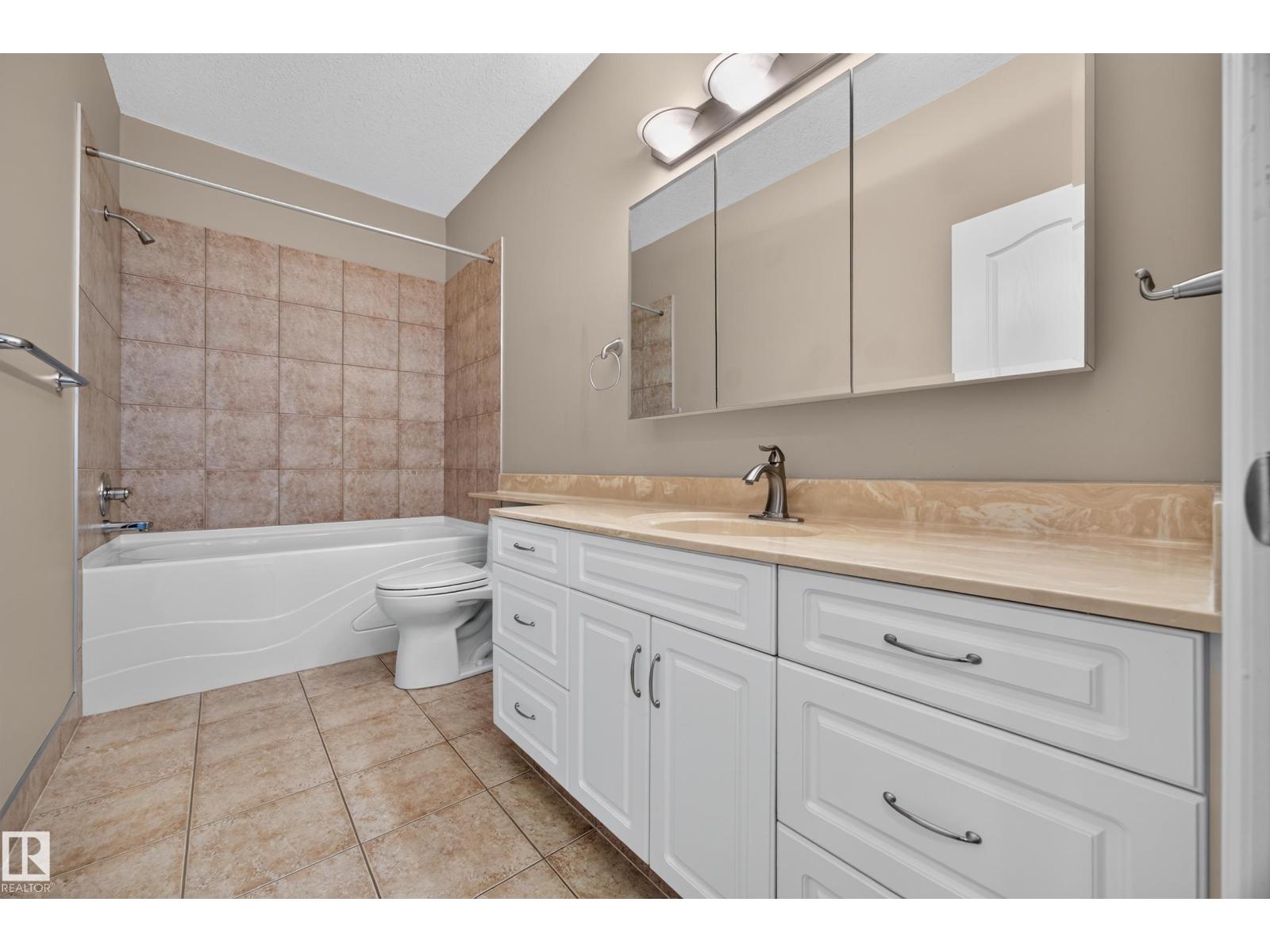 #401 10178 117 ST NW - Image 13