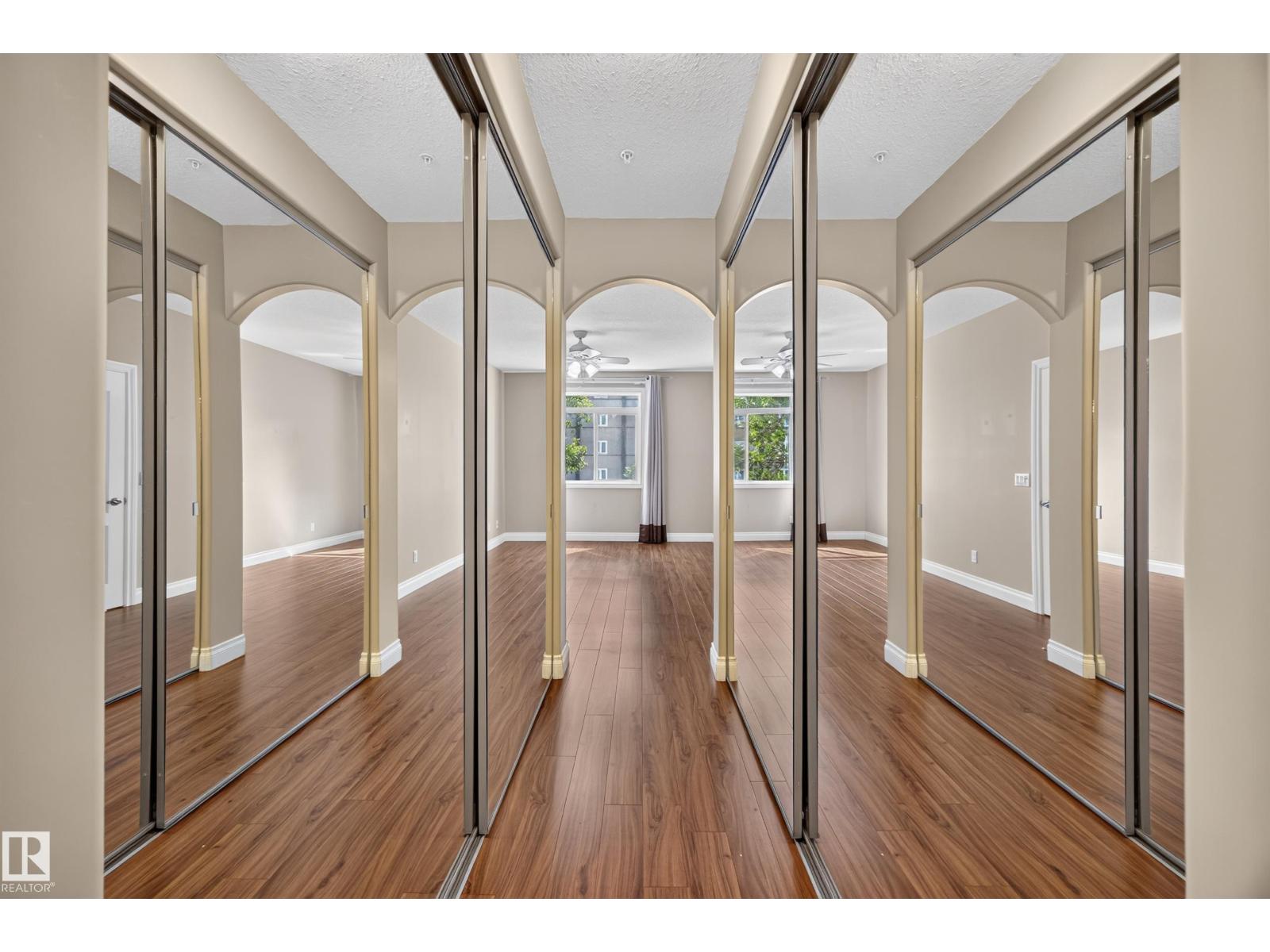 #401 10178 117 ST NW - 11