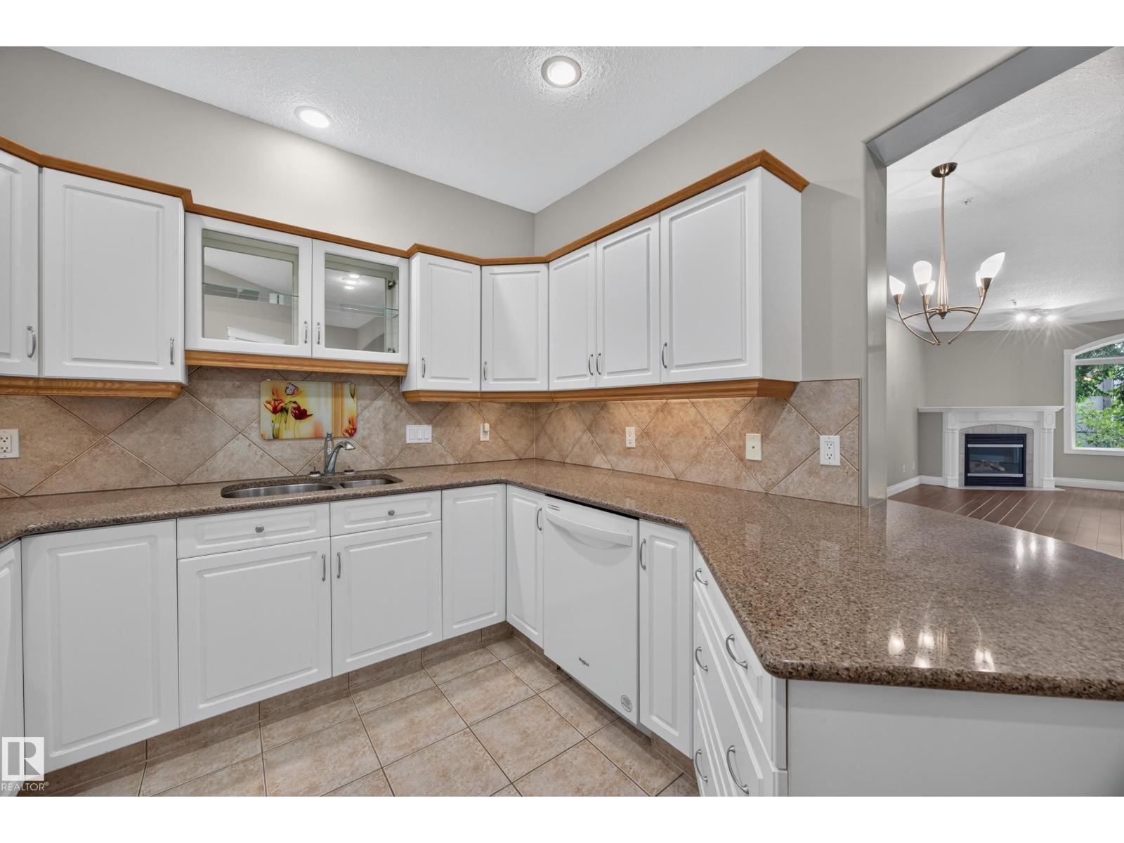 #401 10178 117 ST NW - 20