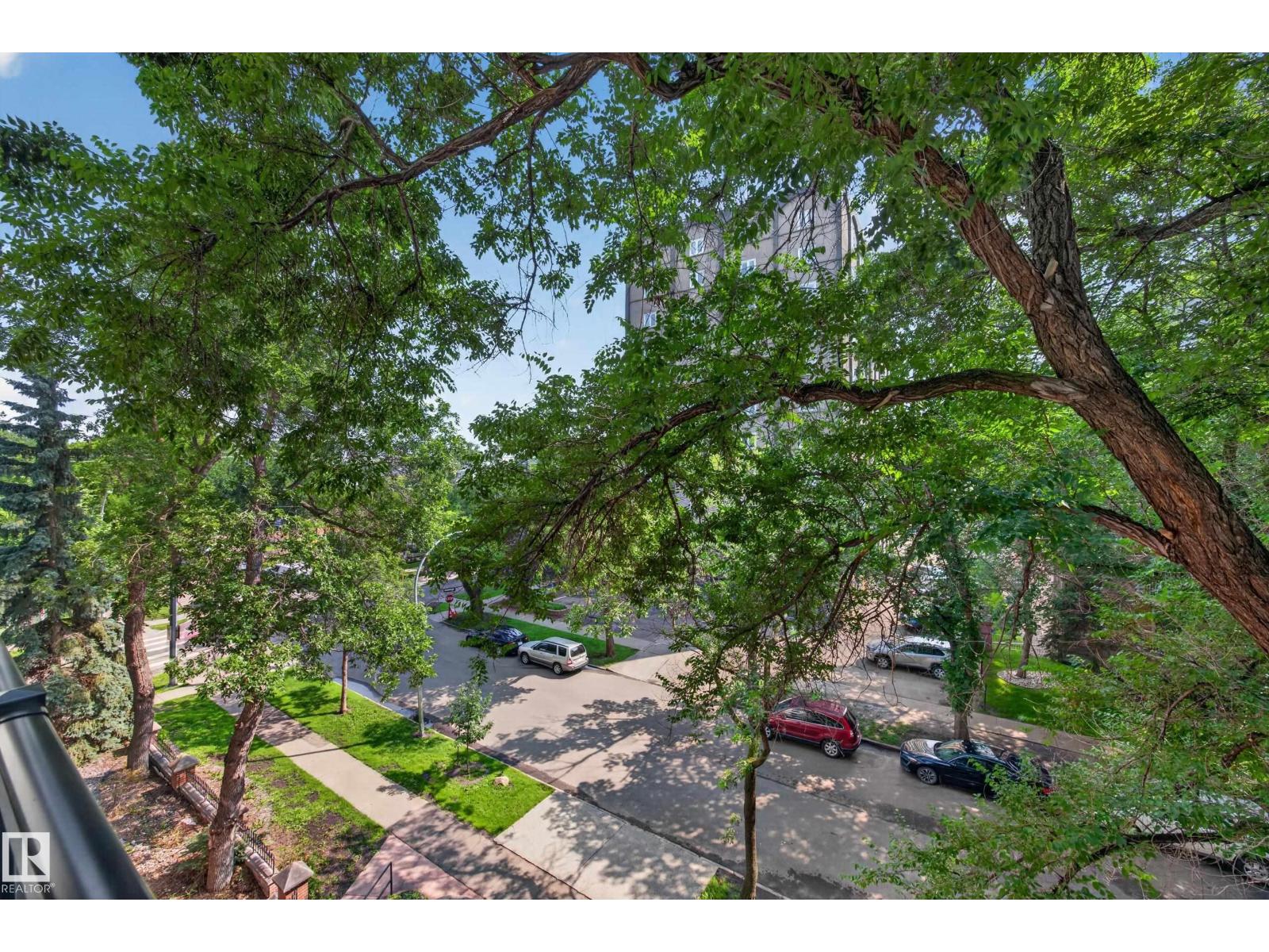 #401 10178 117 ST NW - 30