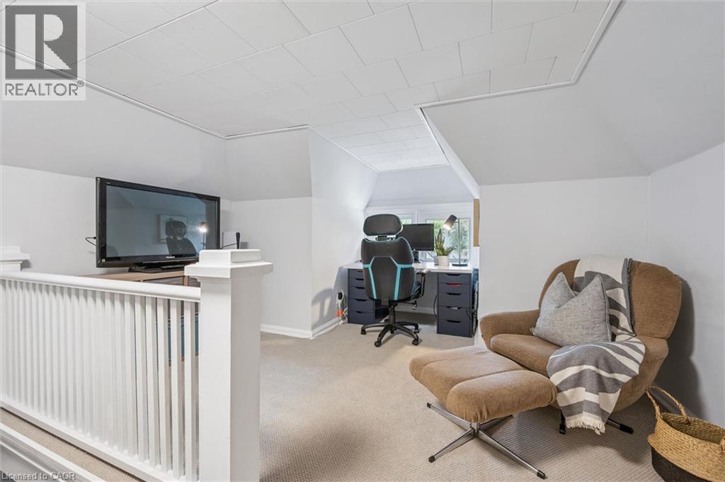 310 KITCHENER Road - Image 26