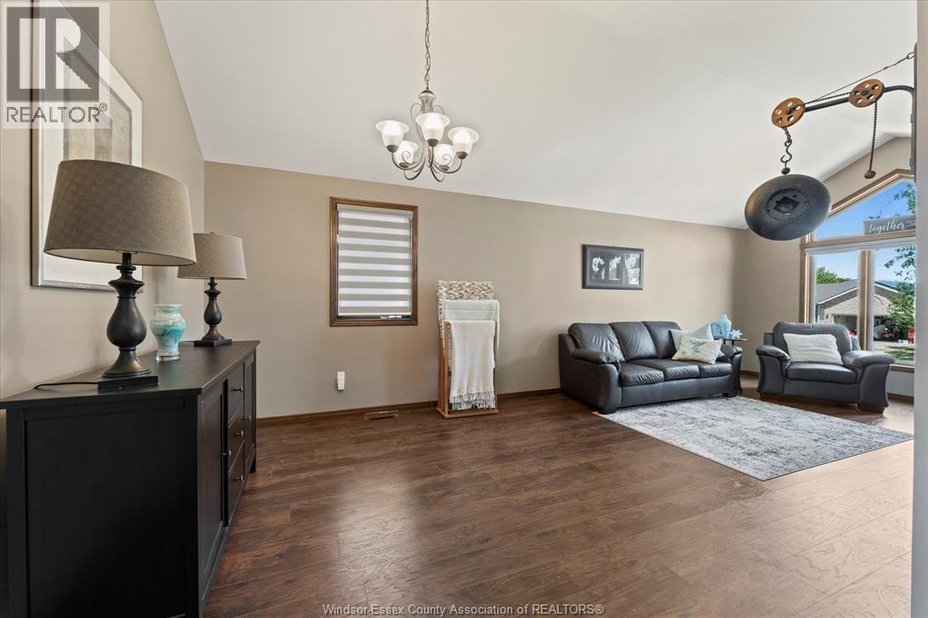 125 MOUSSEAU - 8