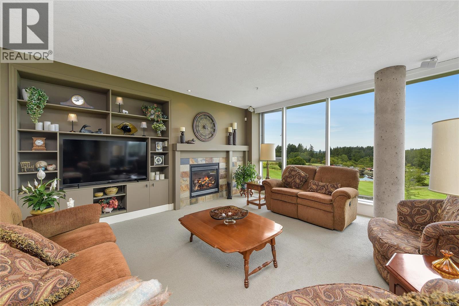 #307 5332 Sayward Hill Cres - 9