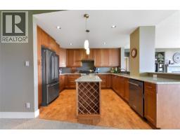 307 5332 Sayward Hill Cres, Saanich, BC V8Y3H8 Photo 24