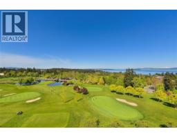 307 5332 Sayward Hill Cres, Saanich, BC V8Y3H8 Photo 67