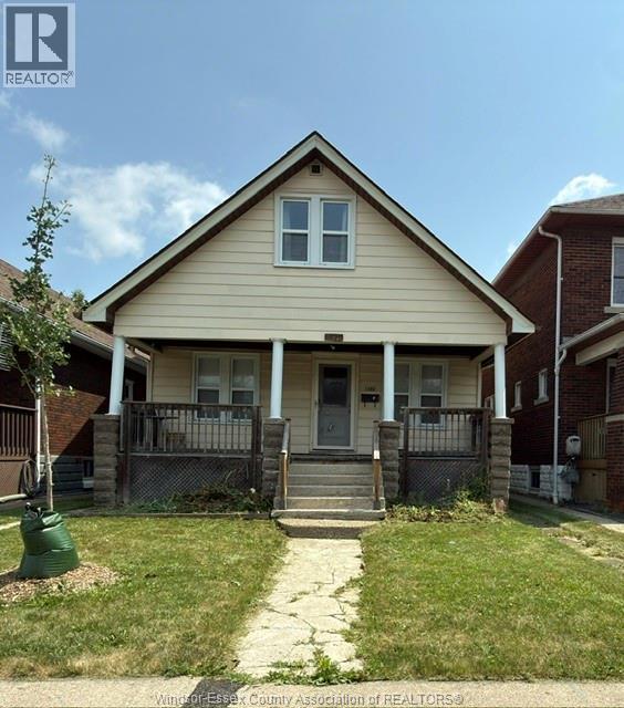 1580 DUFFERIN - 1