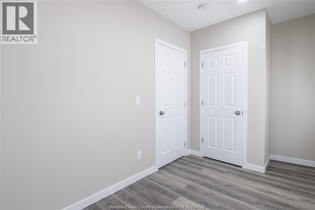 1580 DUFFERIN - 14