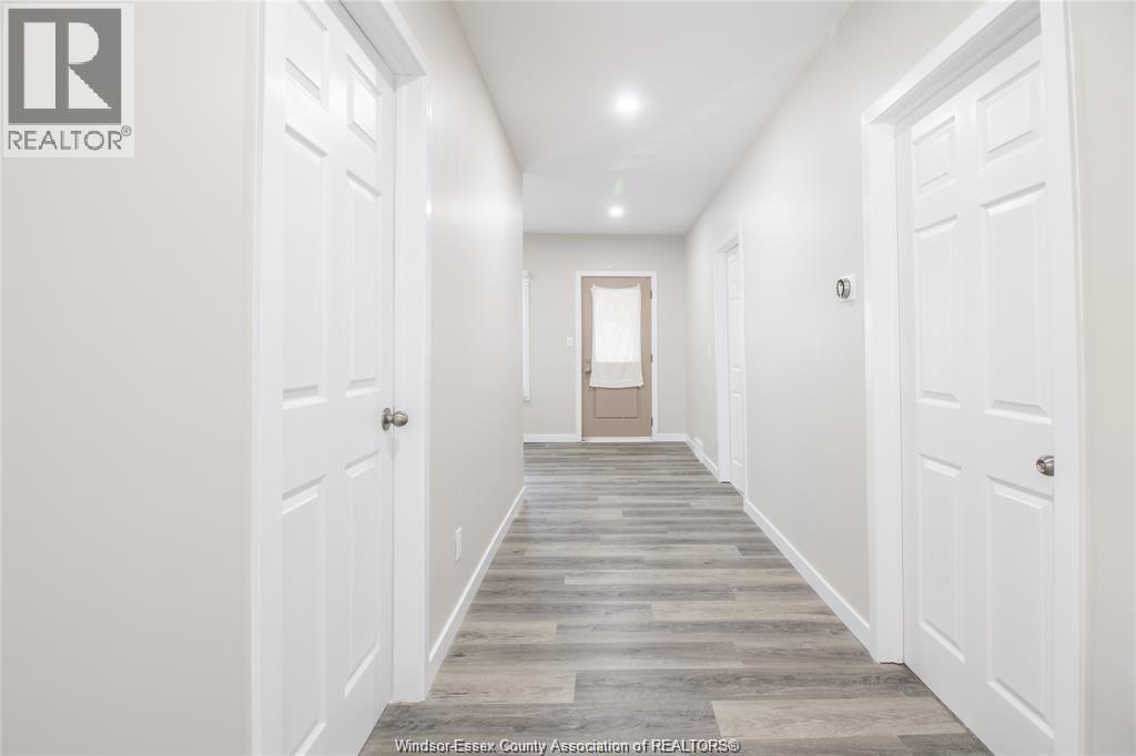 1580 DUFFERIN - 19