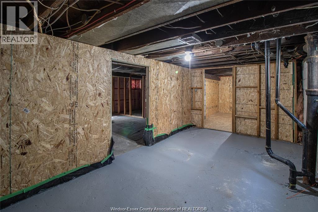 1580 DUFFERIN - 20