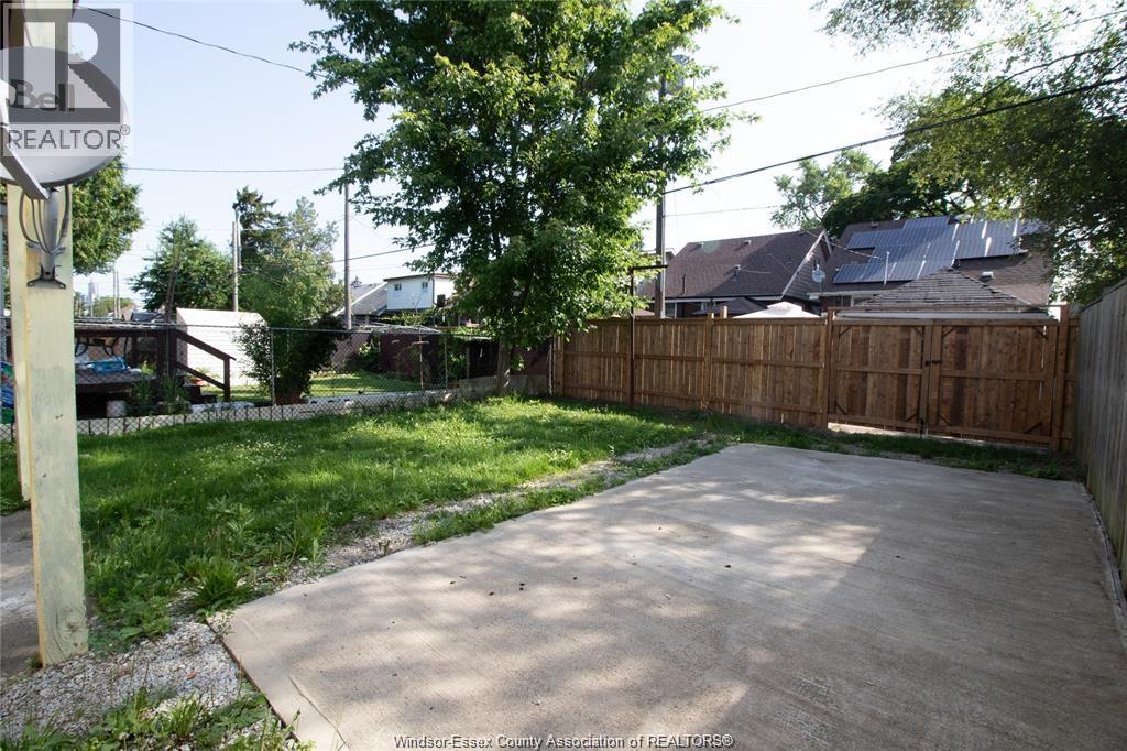 1580 DUFFERIN - 25
