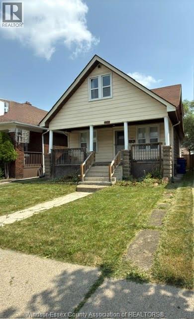 1580 DUFFERIN - 3