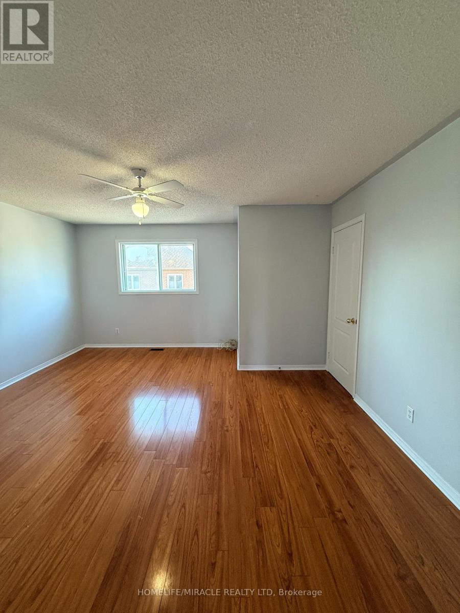 137 PRESSED BRICK DRIVE - 13