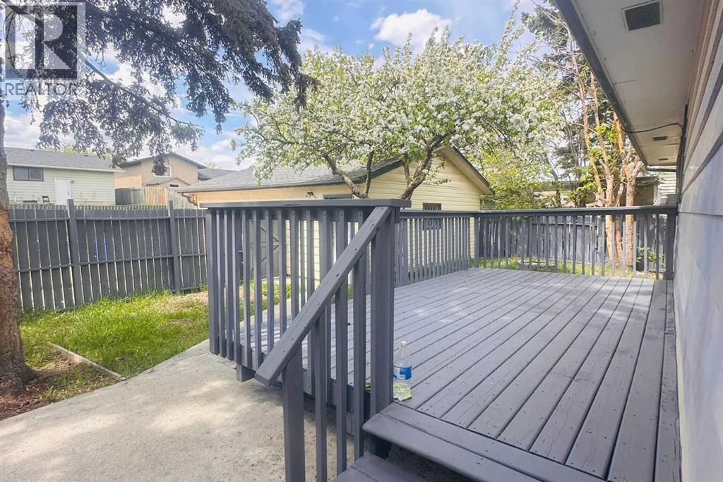 5071 Whitestone Way NE - 39
