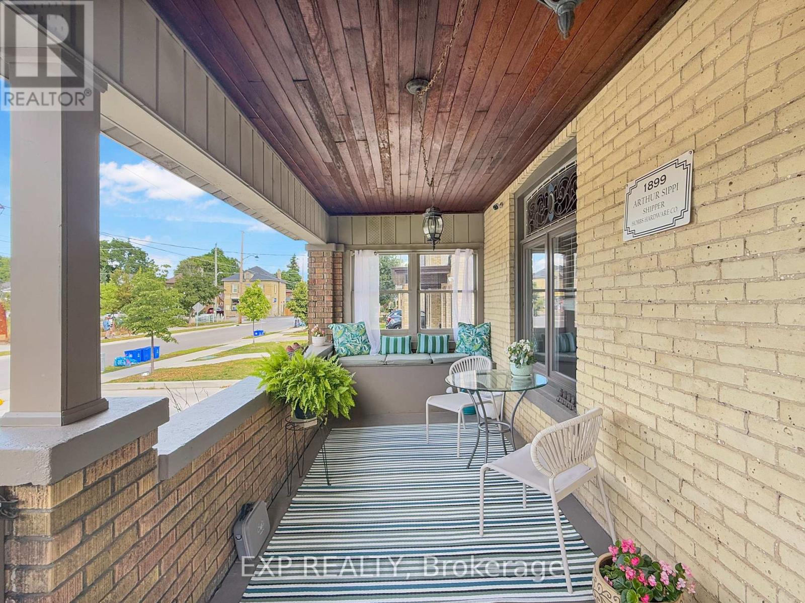 494 ENGLISH STREET - 3
