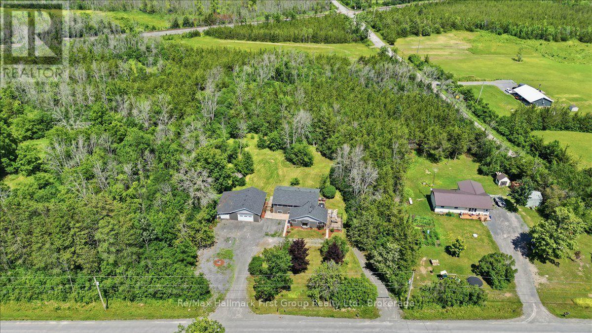 1233 LAZIER ROAD - Image 49