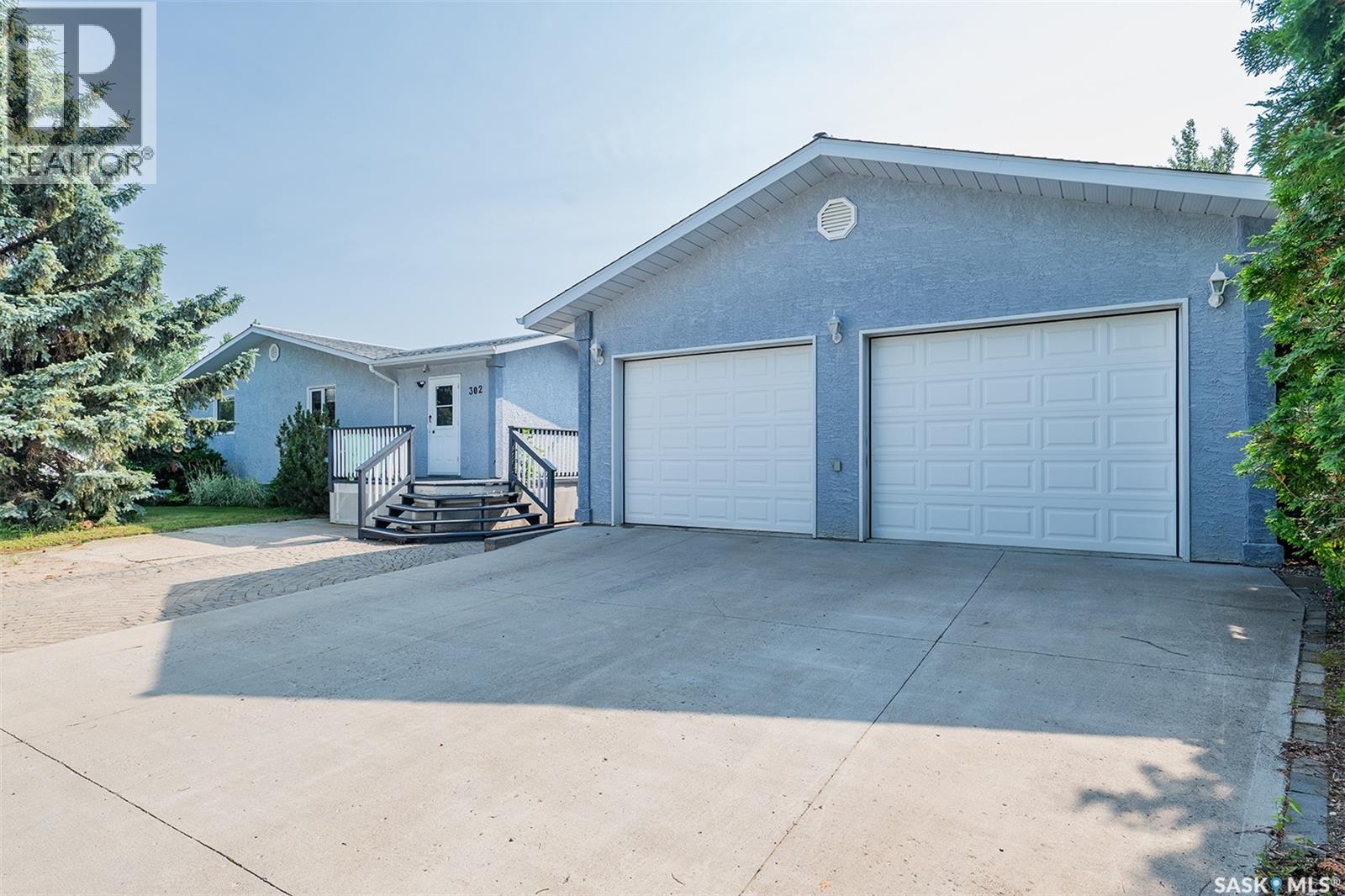 302 7th STREET E - Image 36