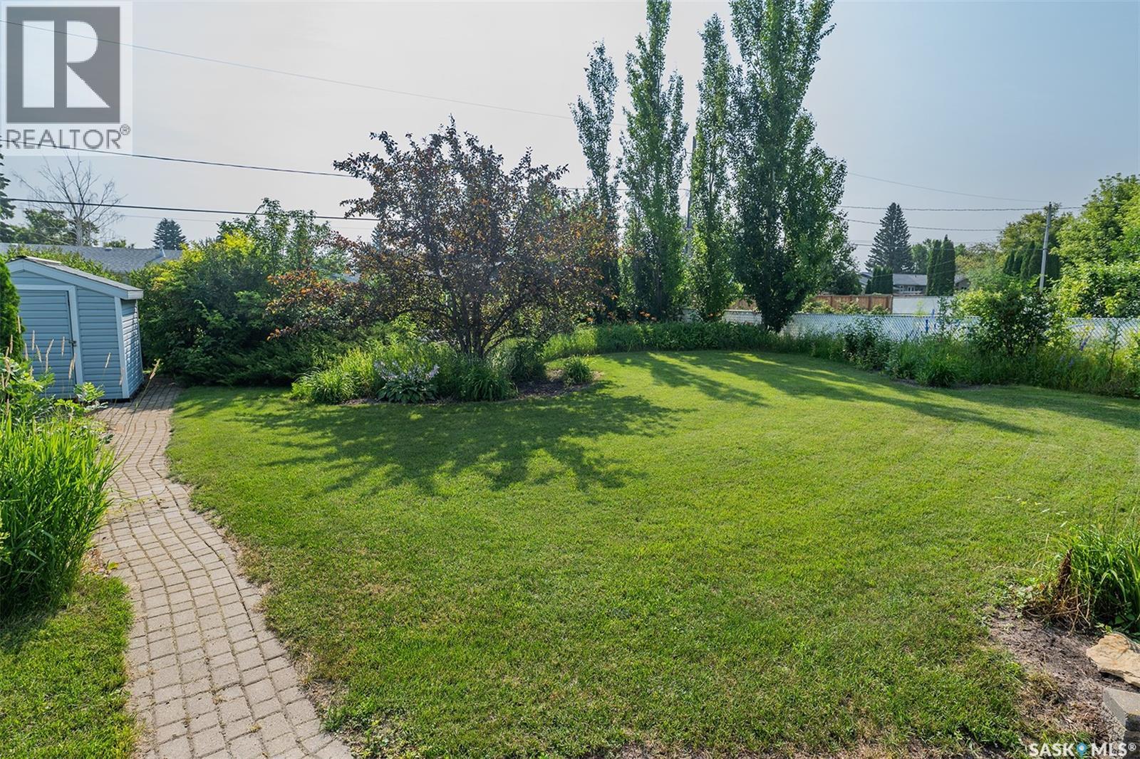 302 7th STREET E - Image 40