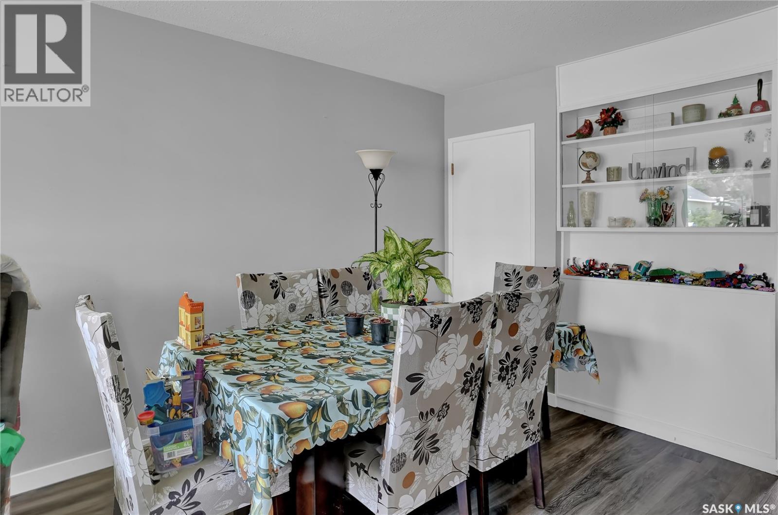 #913-915 Hochelaga STREET W - Image 28