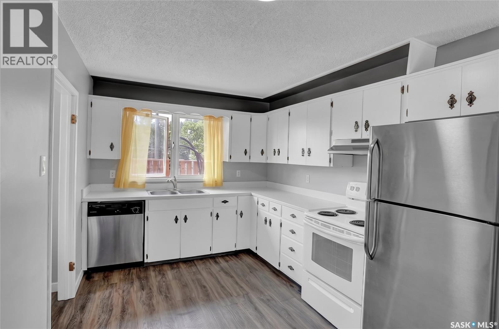 #913-915 Hochelaga STREET W - 29