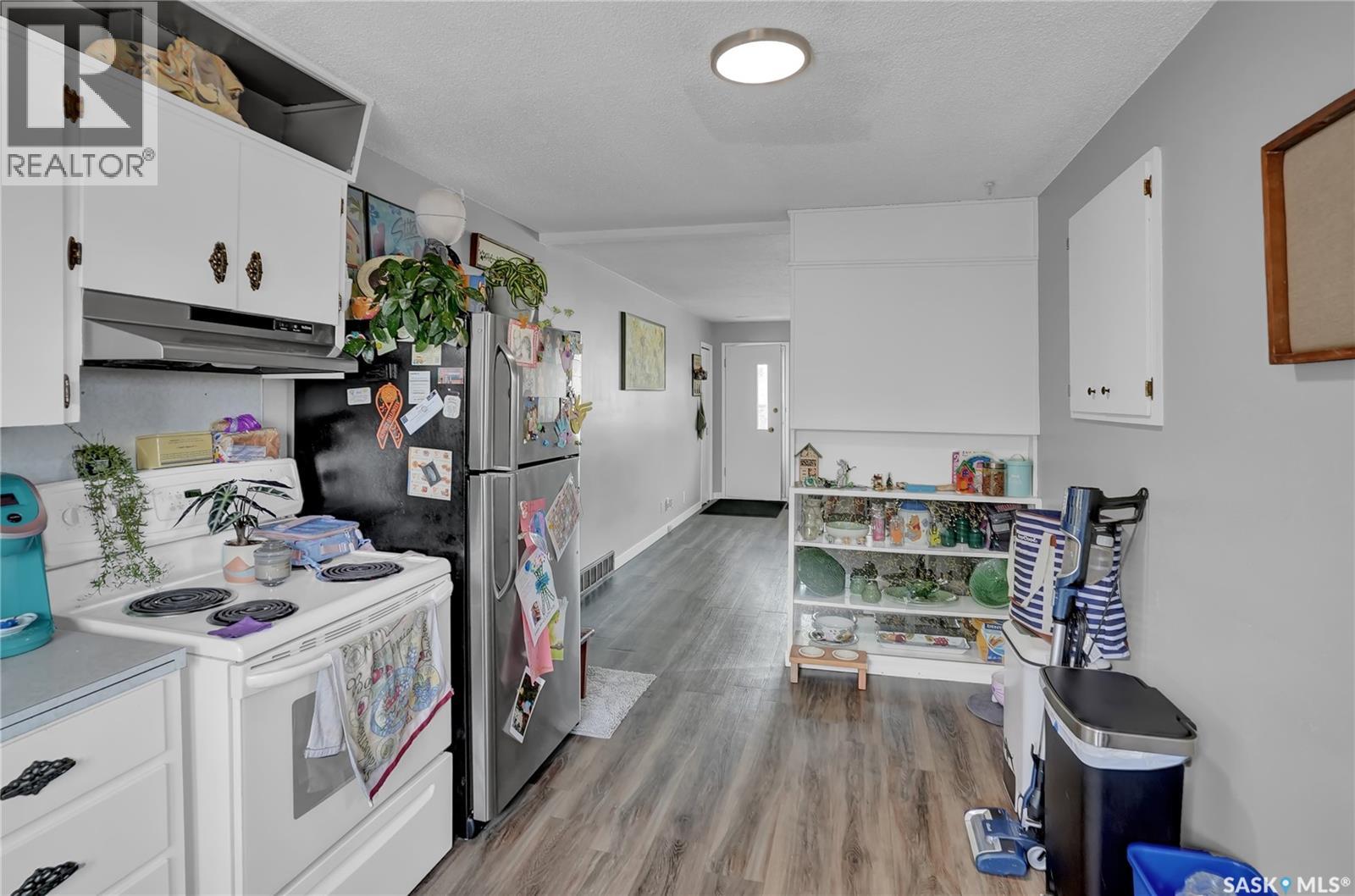 #913-915 Hochelaga STREET W - 35