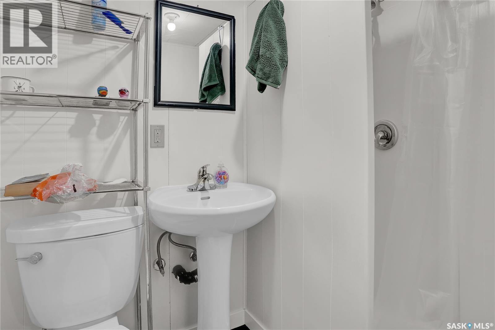 #913-915 Hochelaga STREET W - 45