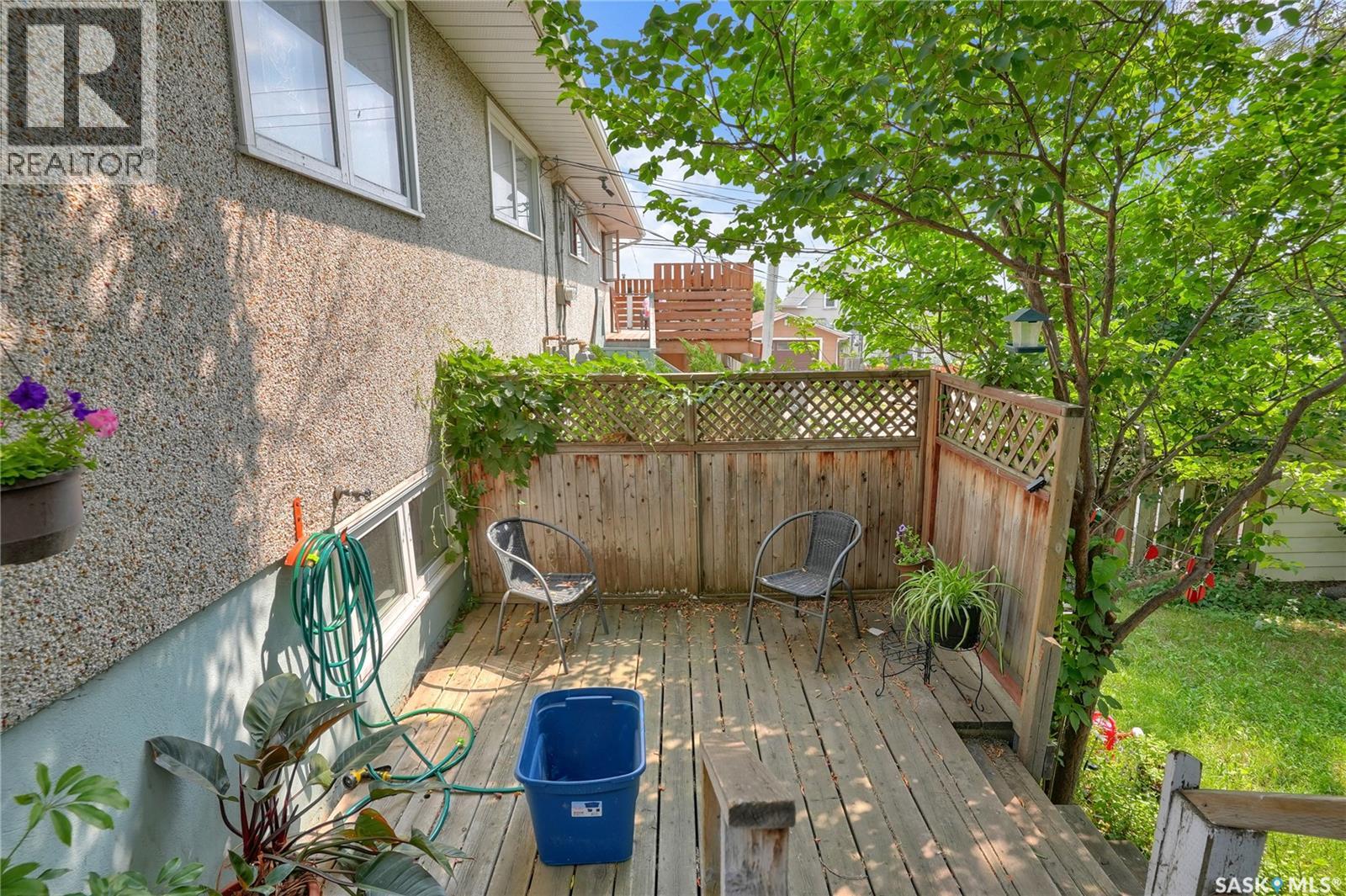 #913-915 Hochelaga STREET W - 52