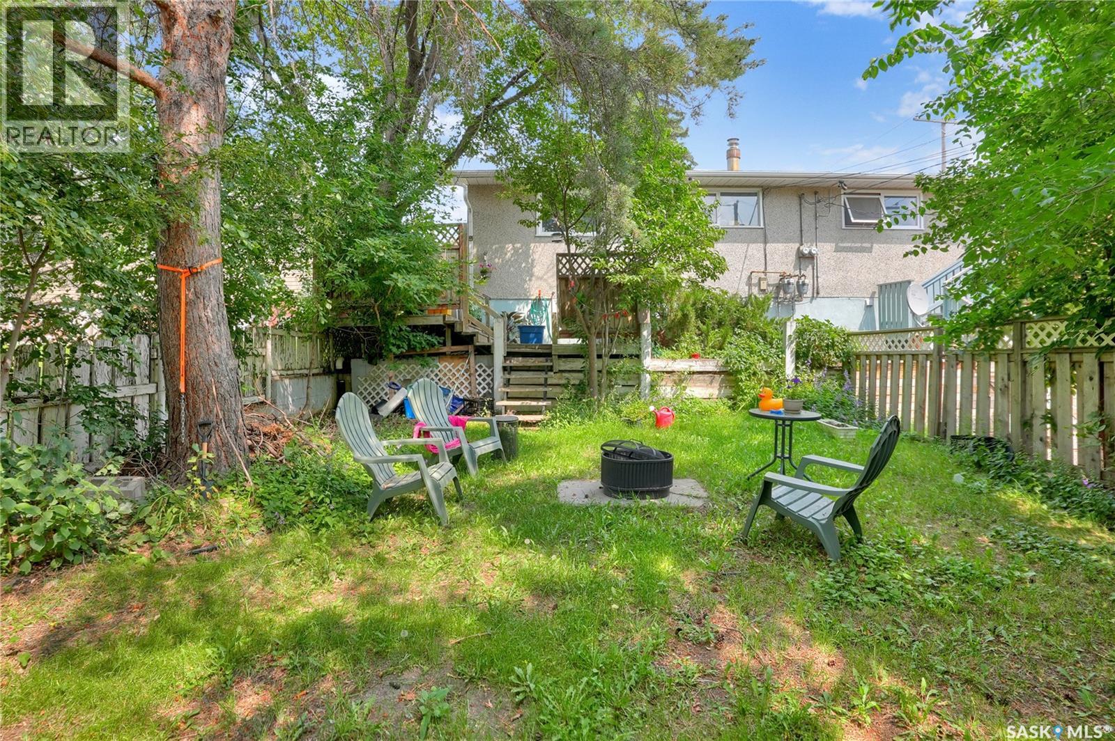 #913-915 Hochelaga STREET W - 53