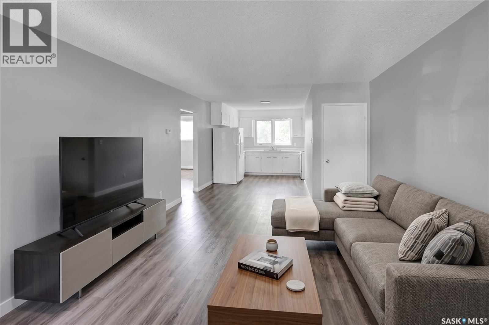 #913-915 Hochelaga STREET W - 6