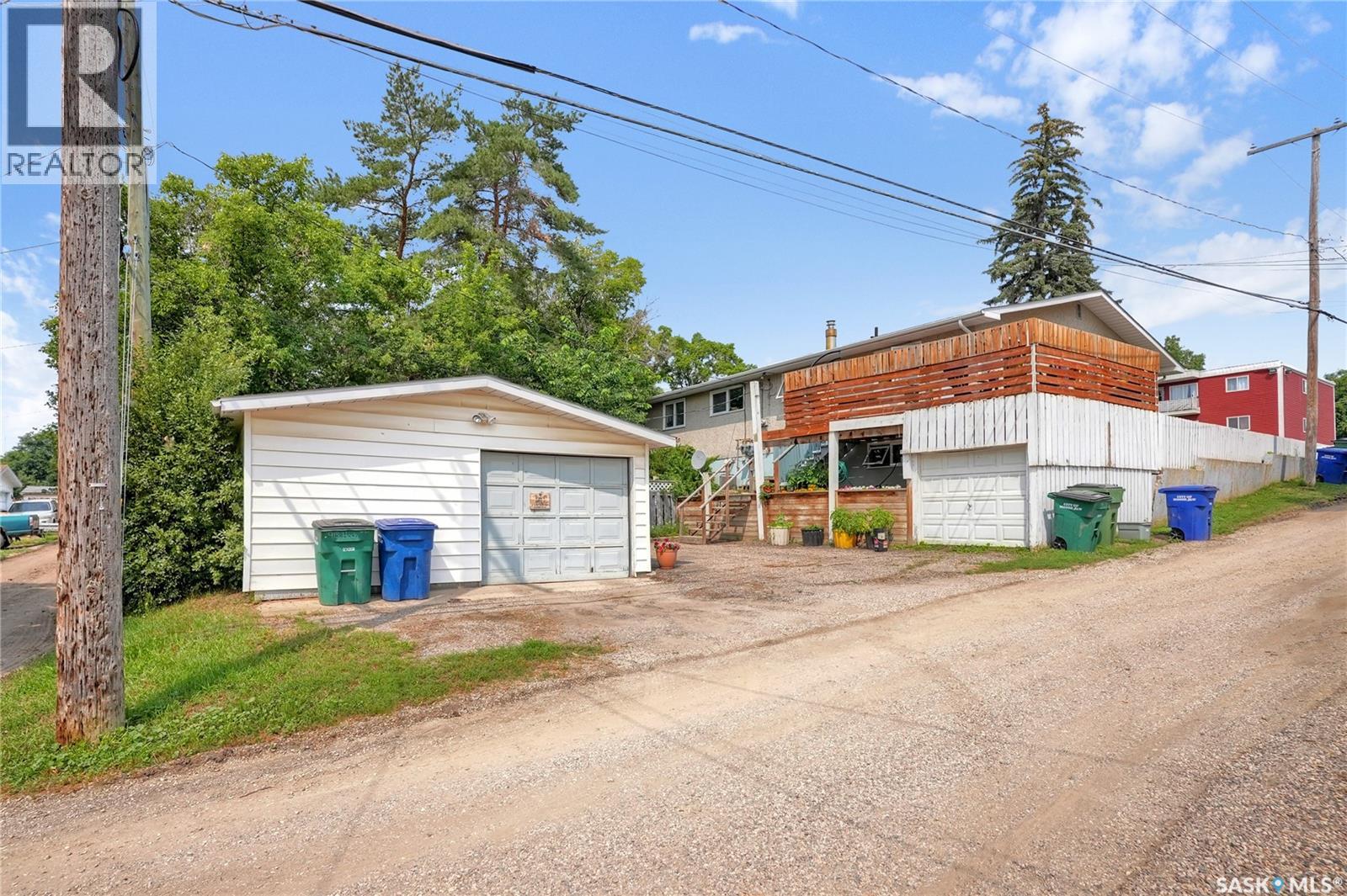 #913-915 Hochelaga STREET W - Image 60