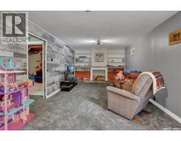 4pc Bathroom - 913-915 Hochelaga Street W, Moose Jaw, SK S6H2H7 Photo 15
