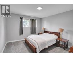 913-915 Hochelaga Street W, Moose Jaw, SK S6H2H7 Photo 36