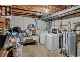 913-915 Hochelaga Street W, Moose Jaw, SK S6H2H7 Photo 47