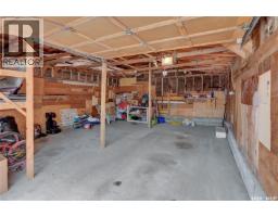 913-915 Hochelaga Street W, Moose Jaw, SK S6H2H7 Photo 58