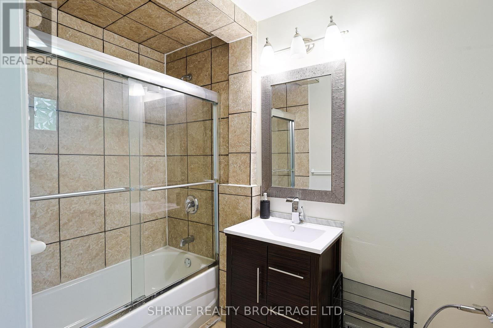 146 FANSHAWE PARK ROAD W - 21